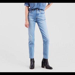 Levi’s Wedgie Fit Jeans